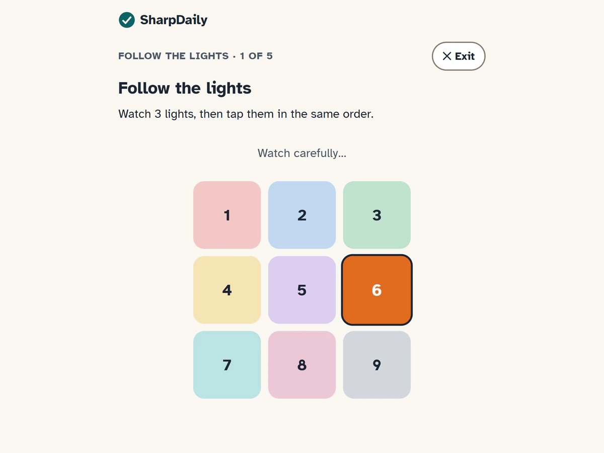 Follow the Lights at Level 2, round 1 of 5: nine numbered pads in a 3-by-3 grid, with pad 6 lit while the game shows the order to repeat